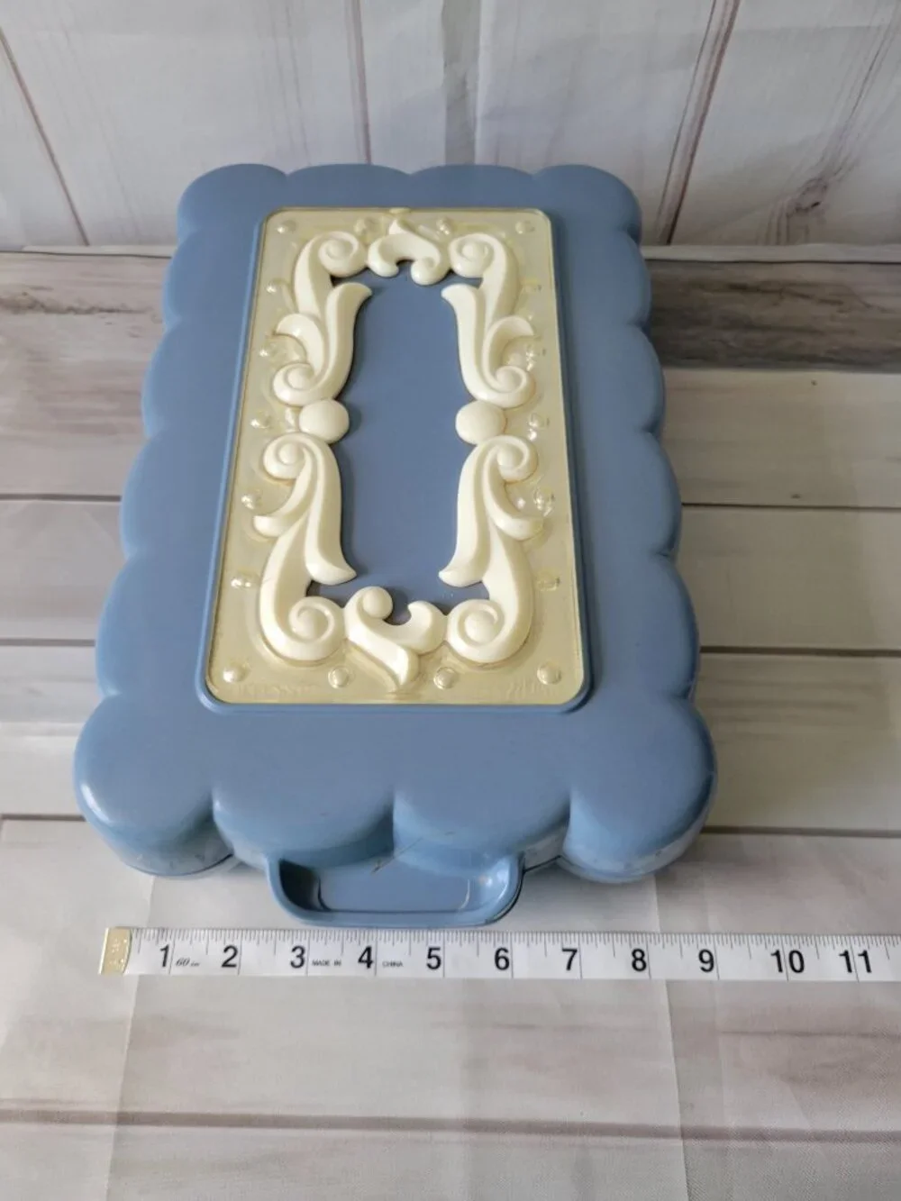 Vintage Max Factor Hollywood Redhead Wig Cosmetic Vanity Box Cornflower Blue